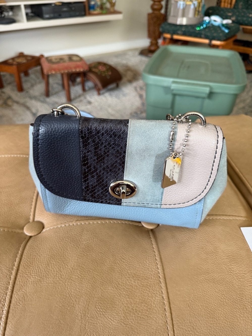 Coach Faye crossbody blue suede, snake python, embossed leather turn lock - Picture 9 of 14